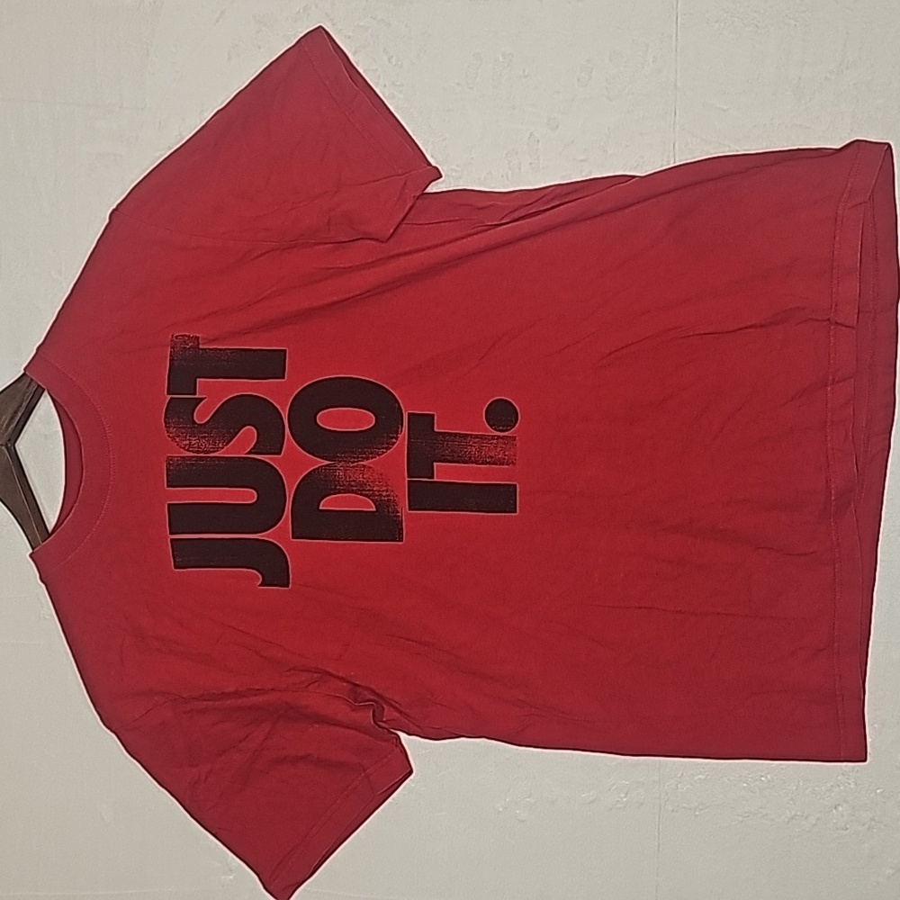 Men's Red Large Tee "Just Do It" in Black